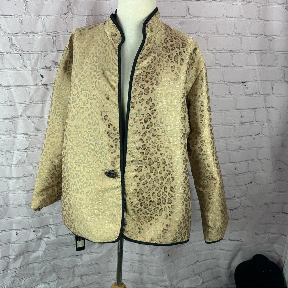 NWT irresistible reversibles red floral or Leopard Print Women's Jacket sz XL